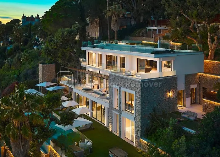 6 - Elisabeth Villa