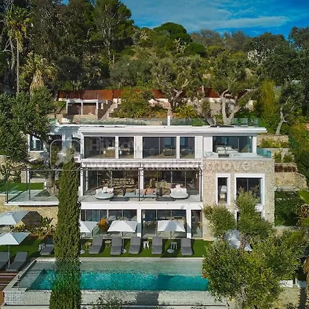 6 - Elisabeth Villa